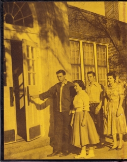 Alvord1958-02.jpg (794659 bytes)