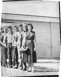 CHS1953-51.jpg (1243157 bytes)