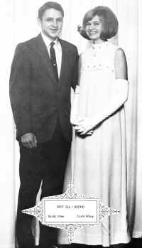 CHS1970-21.jpg (3293822 bytes)